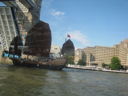 Chinese Junk sails under Tower Bridge, London